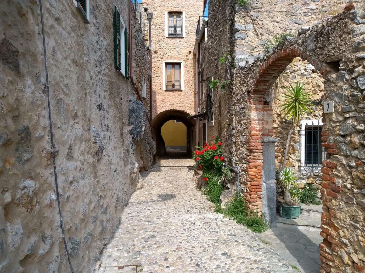 Acasadigiuly Villa Ceriale Kültér fotó