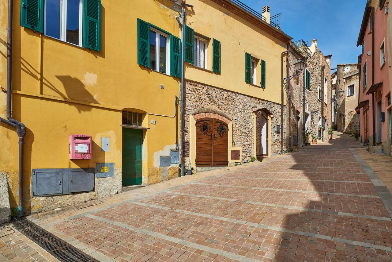 Acasadigiuly Villa Ceriale Kültér fotó