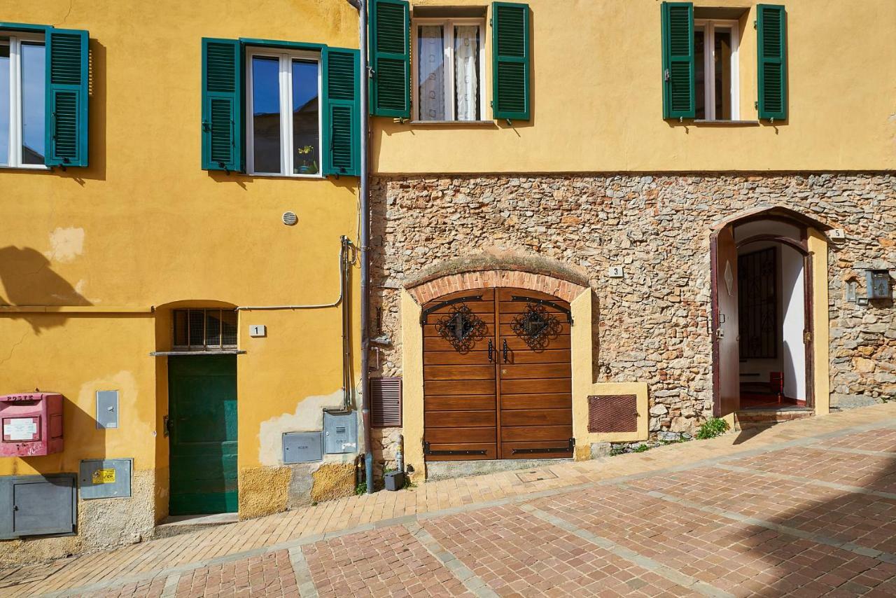 Acasadigiuly Villa Ceriale Kültér fotó
