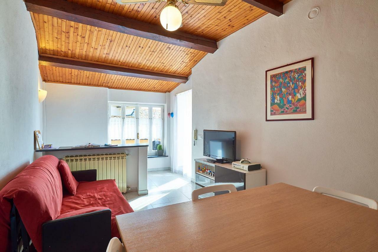 Acasadigiuly Villa Ceriale Kültér fotó